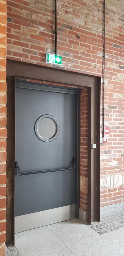 Loft Hiellego Apartment Zyrardow Exterior photo